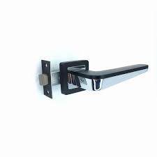 Ручка Trion на квадратной розете  ЦАМ Ingma 74 BLACK/CP