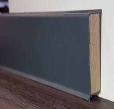 Плінтус Cubu flex 40-1209 (40*13*2500) антрацит 2,5 м