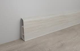 Плінтус Salag LIMA (NG72) №R-5 Дуб Дакота (72*22*2500мм) матовий (24шт/уп)