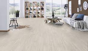 Ламинат Egger Classic-Aqva EL2062.1784020 Дуб Сория Белый V4 8/32 (0,2493кв.м)(1,9948м2/уп)8 шт