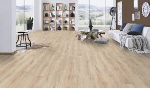 Ламинат Egger Classic-Aqva EL2416.1784245 Дуб Мелба Бежевый V4 8/32 (0,2493кв.м)(1,9948м2/уп)8 шт