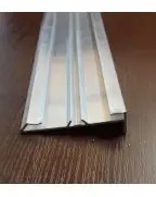 Алюмінієвий плінтус для установки в передпокій Best Deal Срібний анодований 2/60 (3 м) Профіль Центр