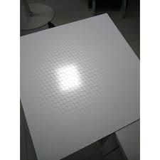 Плита потолочная ПВХ Brilliant Пирамида слоновая кость 0,60х0,60 8мм (20шт/уп)