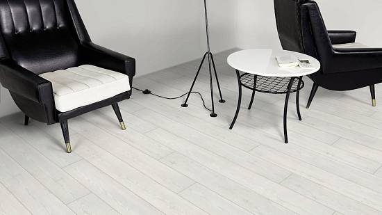 Ламінат Kaindl Classic Touch Premium plank 34308 Pine Kodiak 4V (32/8) (0,22) (10шт/уп)