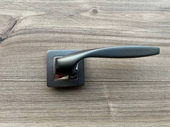 Дверні ручки Morelli Exclusive Dyi MH-45 GR/CP-S55 Shell графіт/хром