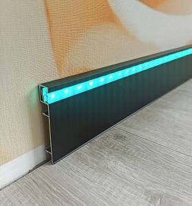 Плінтус алюмінієвий LED Best Deal Чорний 2/61/2,5 м