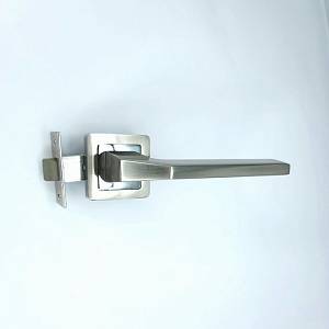 Ручка Trion на квадратной розете  Сorsa 74  ЦАМ SN/CP