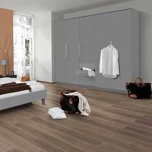 Ламинат Egger Classic-Aqva EL2070.1783944 Дуб Ленгли Светлый V4 8/32 (0,2493кв.м)(1,9948м2/уп)8 шт