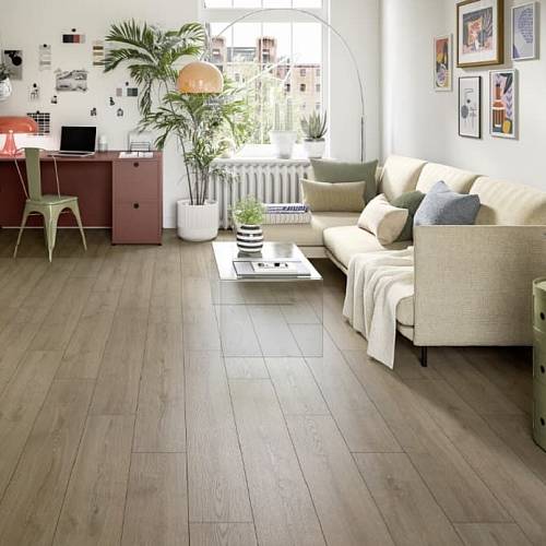 Ламінат Egger Classic-Aqva EL2191.1787956 Дуб Турин Коричневий V4 8/32 (0,2493 кв.м) (1,9948 м2/уп)8 шт.