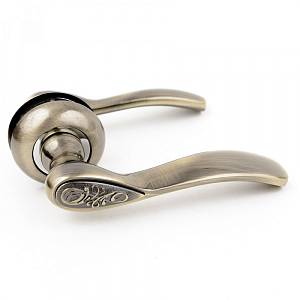 Ручка Trion на круглой розете  Lucido-17  ЦАМ AB/CP бронза/хром