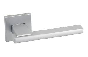 SIBA ECO Ручка дверна TITUS  на розетці А04 матовий хром (55 55)