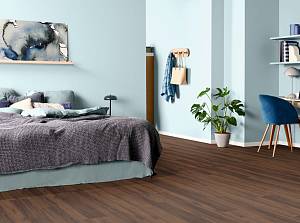 Ламинат Egger Classic EL1307.1786677 Орех Вармия коричневый  V4 8/32 (1,292х 0,193)0,2493кв.м(1,9948м2/уп)8 шт