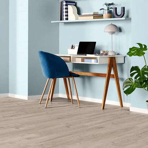 Ламинат Egger Classic EL2154.1784259 Дуб Лойа Кремовый V4 8/32 (1,292х 0,193)0,2493кв.м(1,9948м2/уп)8 шт